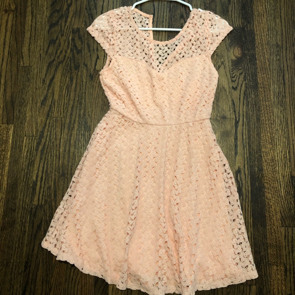 NWOT pink lace dress🌸